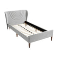 **Technische titel in het Nederlands: Modern gestoffeerd bed met slingerframe**
